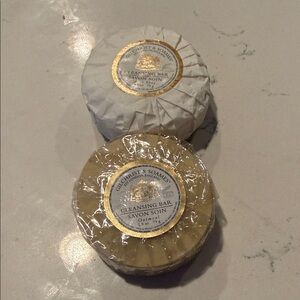 Crabtree & Evelyn White and Tan Cleansing Bars